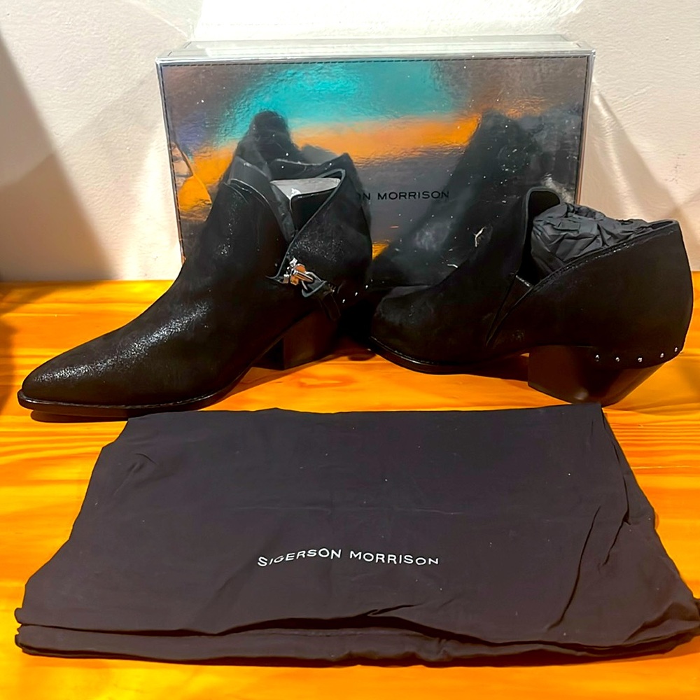 Sigerson Morrison Black Suede ankle boots Size 37.5 (US 7) Womens w Zipper NWT